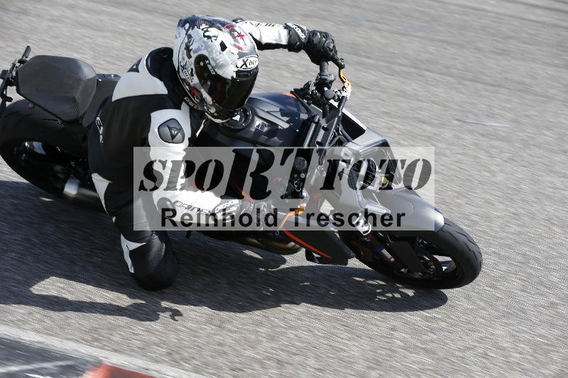 /Archiv-2025/09 22.04.2025 Cornu Master School ADR/rot-rouge/38